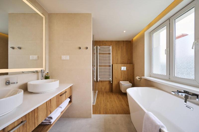 Apartment image 2
