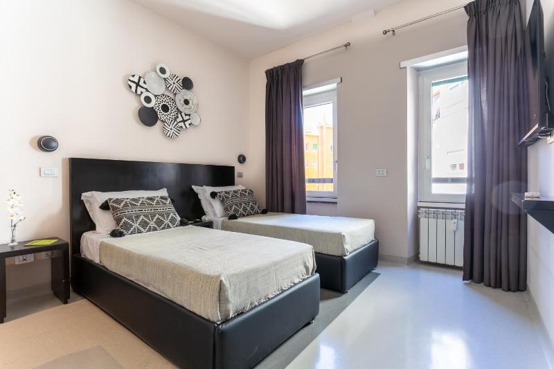 Classic Double Room image 1