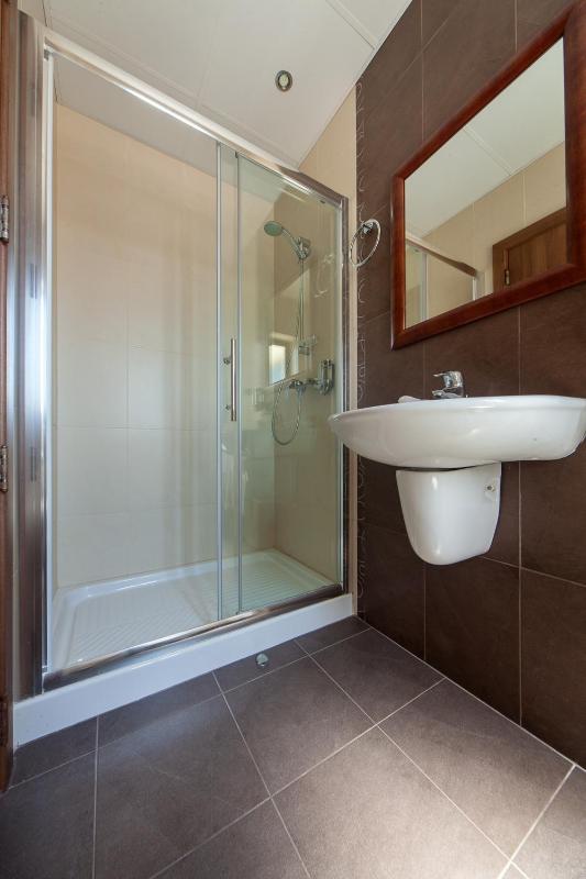 Quadruple Room with Sea View image 2