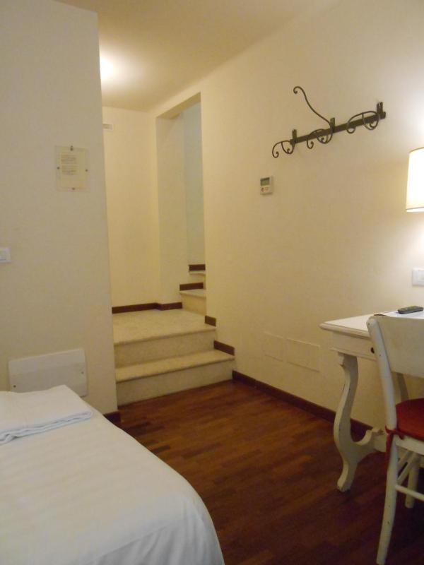 Triple Room image 4