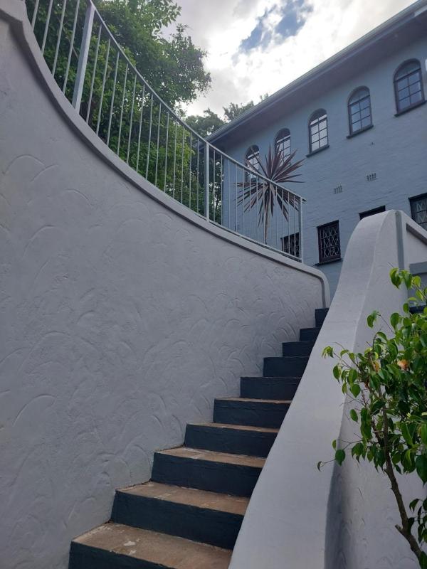 Fairway Guest Lodge - image 2