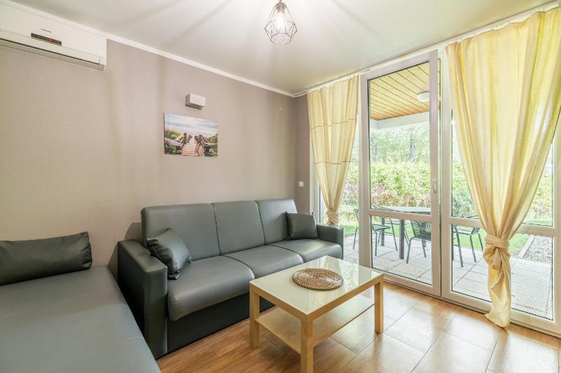 Bungalow (5 Adults) image 4