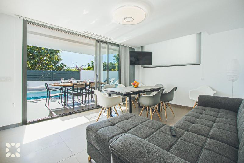 Villa Dunamoon by Abahana Villas - image 26