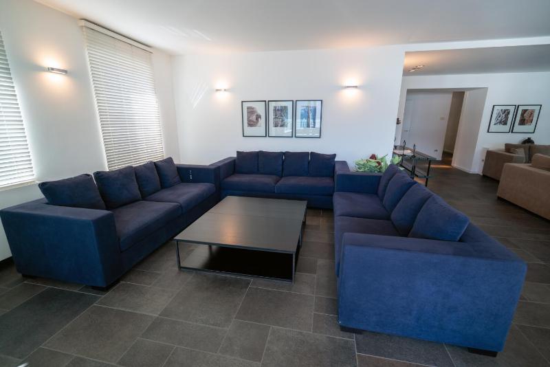 Deluxe Apartment image 3