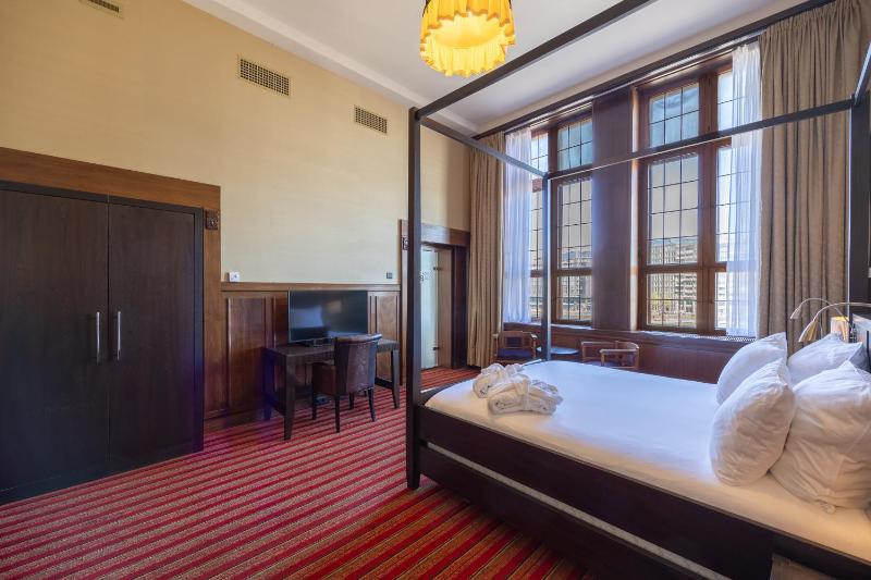 Suite image 1