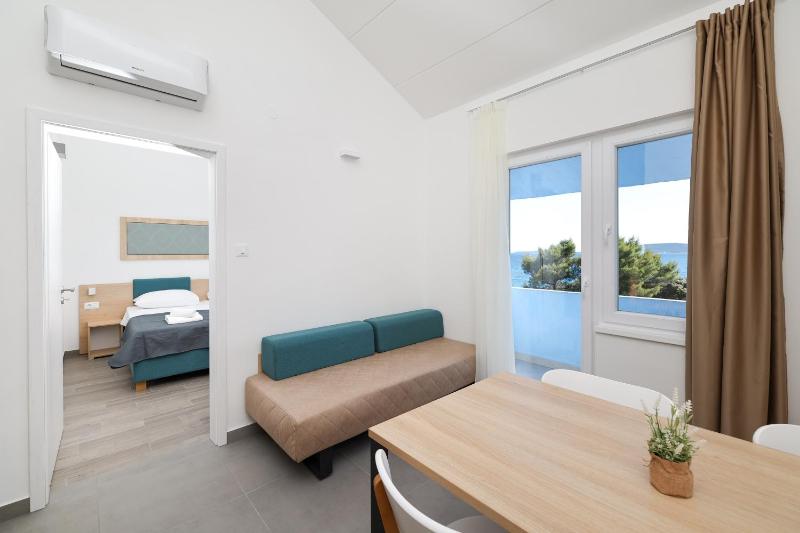 Sea Side Superior Two-Bedroom Apartment with Balcony image 3