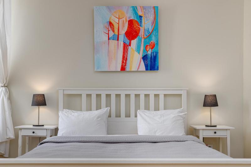 Deluxe Double Room with Balcony image 1