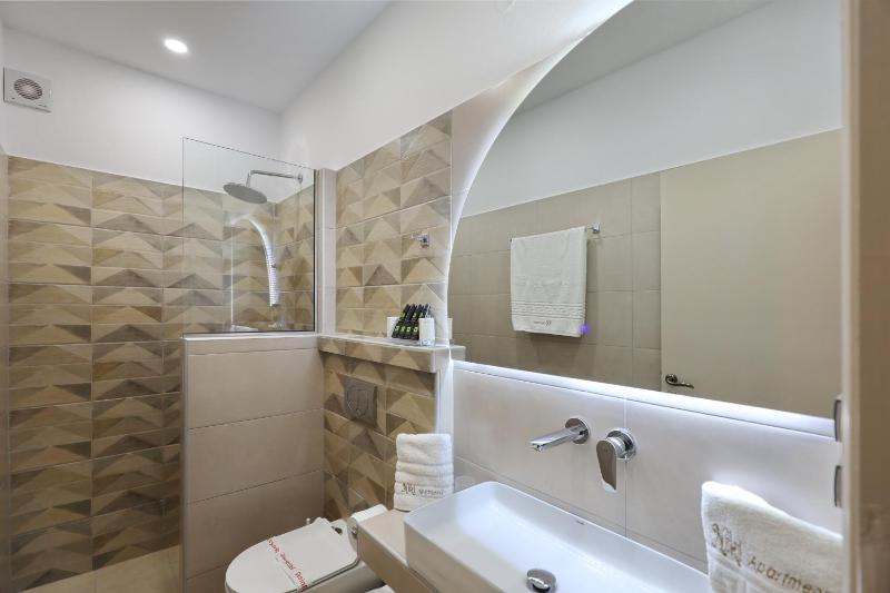 Niki Apartments - image 15