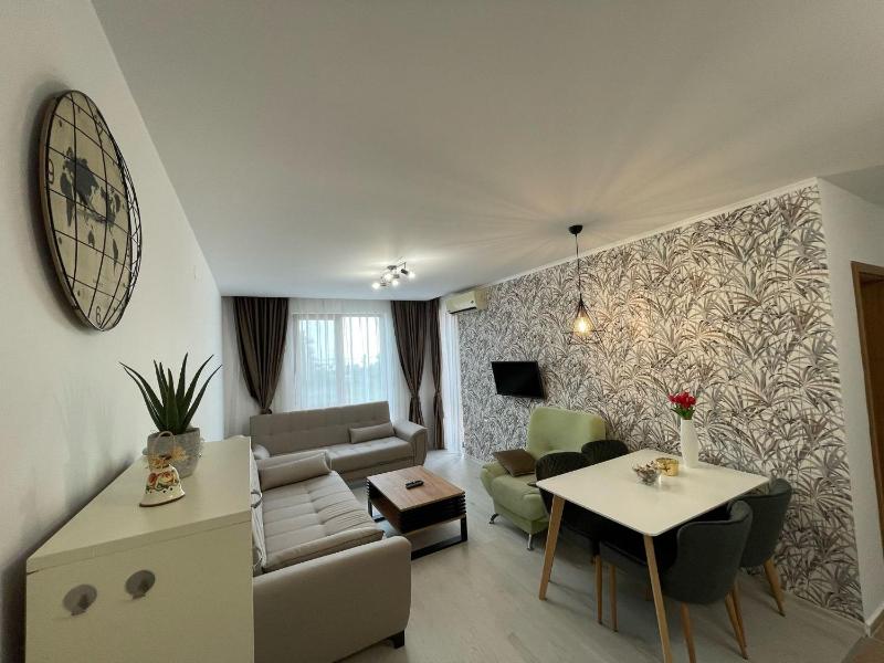 Prestige Fort Beach Apartment with Premier Fort Access - image 5