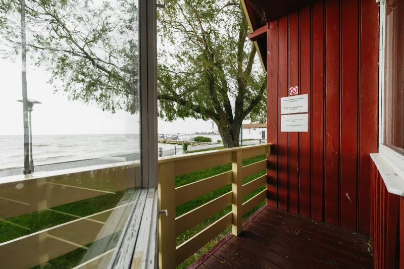 Double Room with Balcony and Sea View image 1