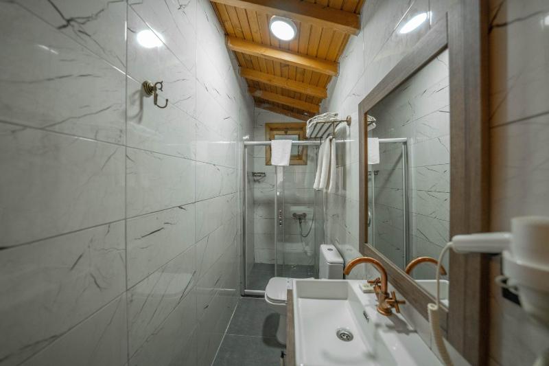 Standard Bungalow image 4