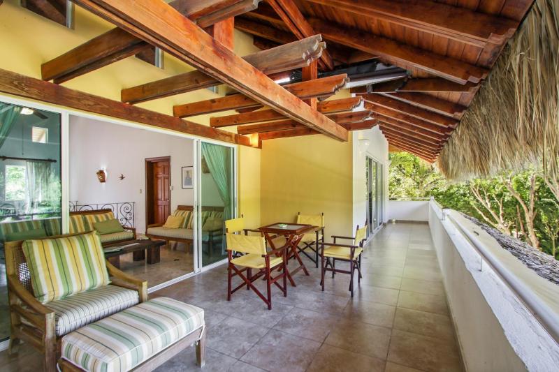 Luxury Villa on La Cana Golf Course with Pool Jacuzzi Cart & Maid - image 29