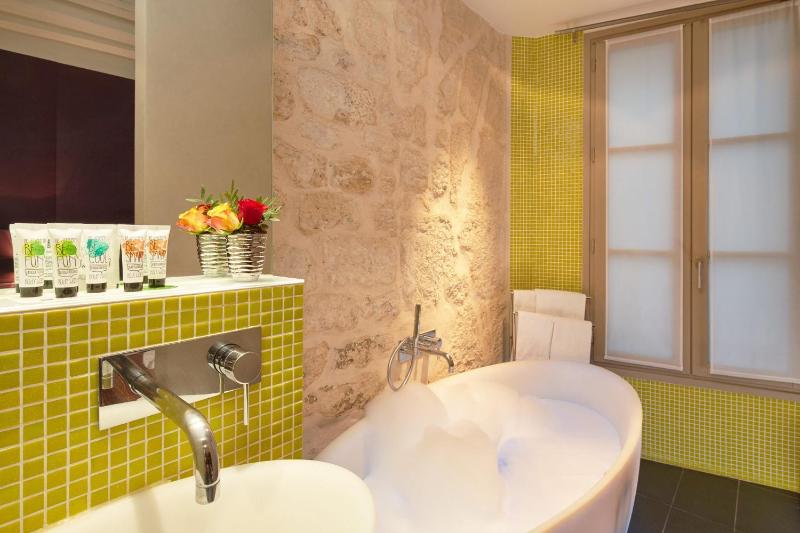Superior Double Room image 2