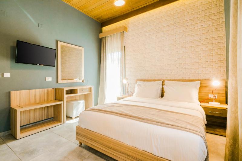 Deluxe Studio with Castle View (2 adults)  image 1