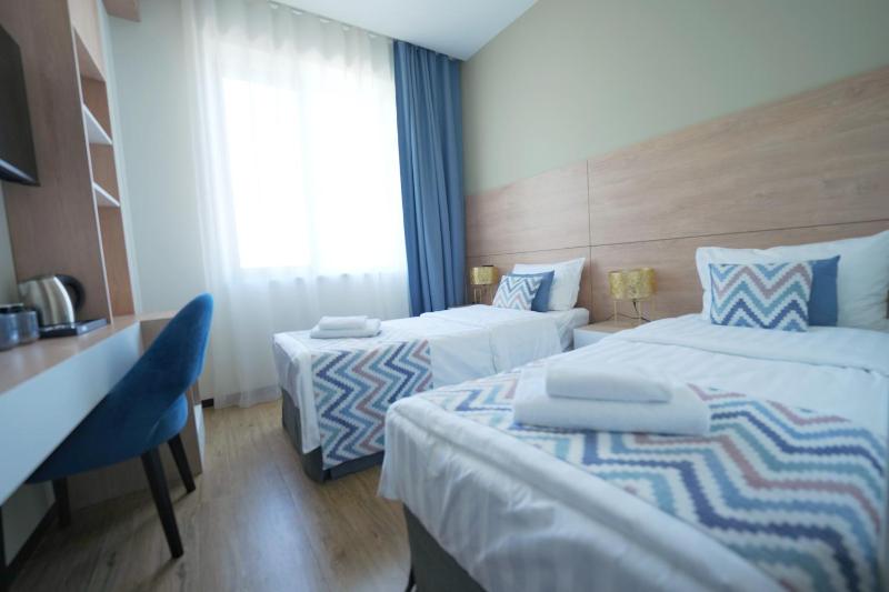 Budget Double Room image 4