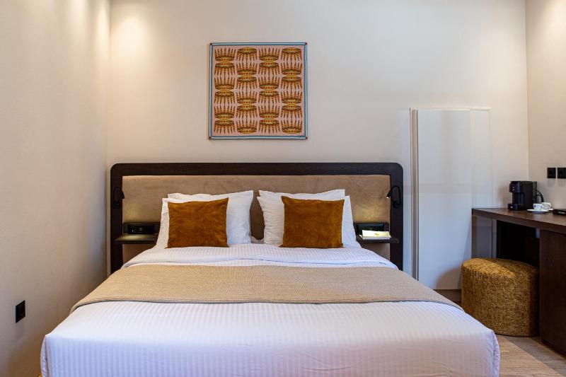 Epitome Suites - image 14