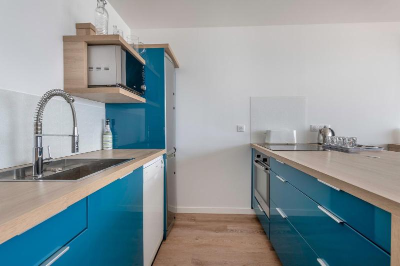 Appartement pour 6 vue mer à 40m de la plage - image 16