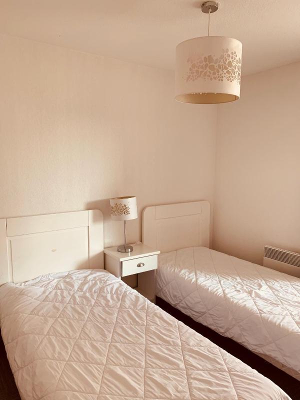 One-Bedroom Apartment Confort image 4