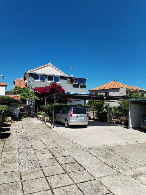 Apartment with Balcony image 3