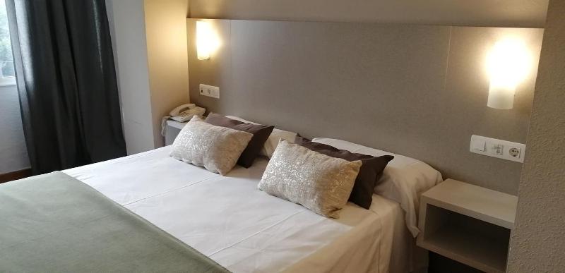 Matrimonial Room image 1