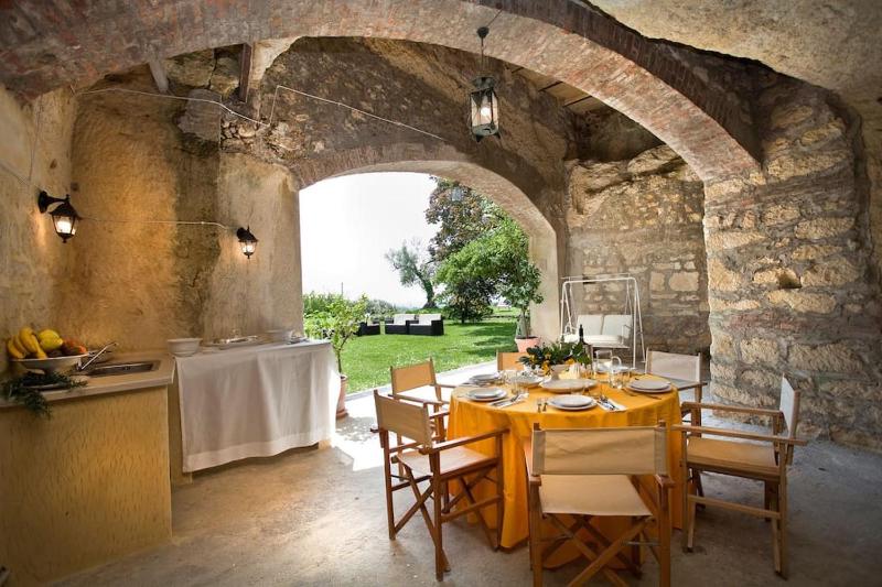 Villa le Grotte - image 2