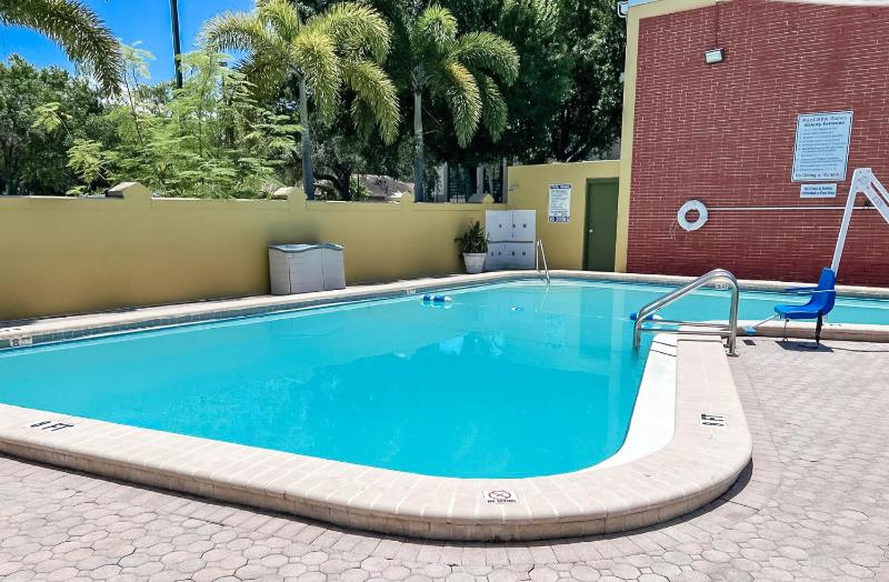 Quality Inn Tampa Airport - Cruise Port - image 50