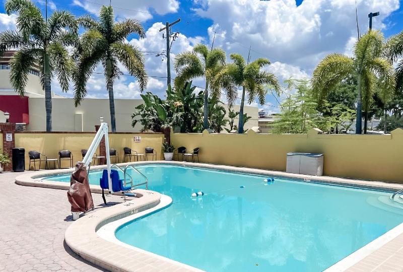 Quality Inn Tampa Airport - Cruise Port - image 39