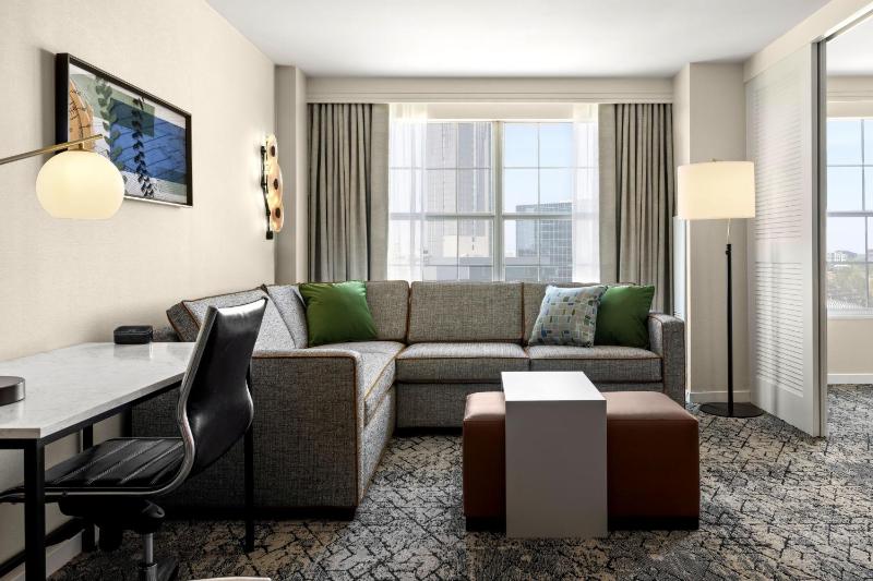 Sheraton Suites Galleria Atlanta - image 11