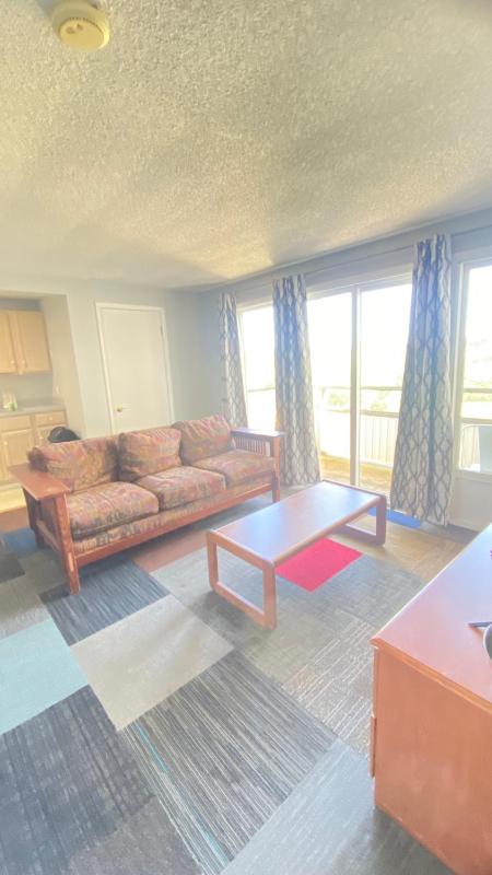 One-Bedroom Suite with Two Queen Beds image 1