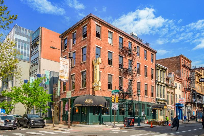 Society Hill Hotel - image 2