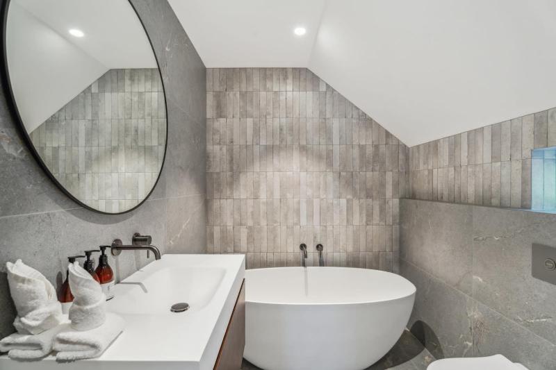 MacAndrew Luxury Lodge - image 33