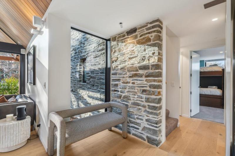 MacAndrew Luxury Lodge - image 16