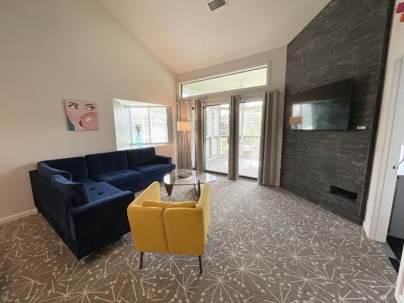 Mod and fun villa with full access to all resort amenities 9EWC villa - image 8
