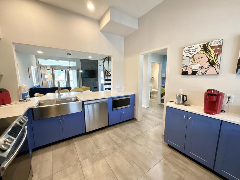 Mod and fun villa with full access to all resort amenities 9EWC villa - image 27