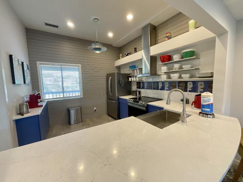 Mod and fun villa with full access to all resort amenities 9EWC villa - image 5
