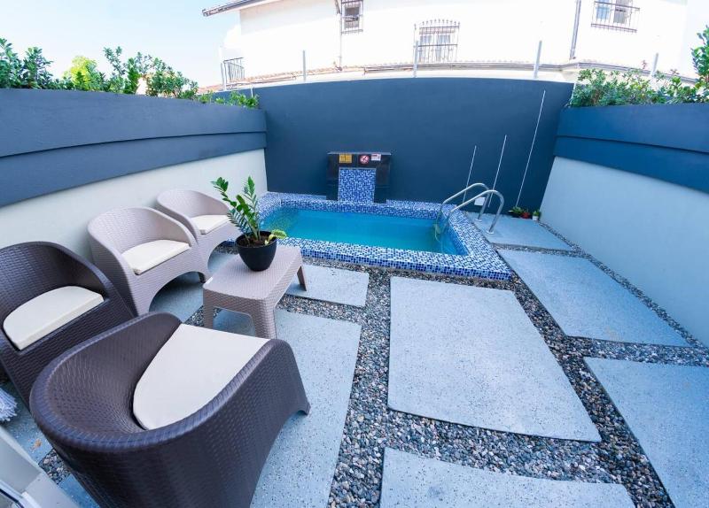 Larimar Beach Villas B - 5 minutes from beach Images