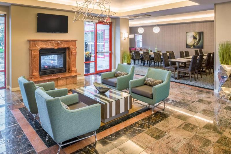 Residence Inn by Marriott Portland North - image 6