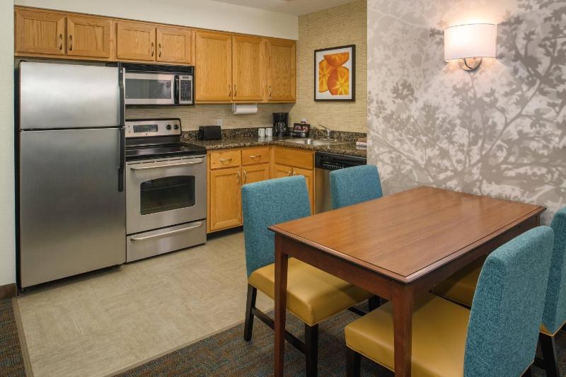 Residence Inn by Marriott Portland North - image 3