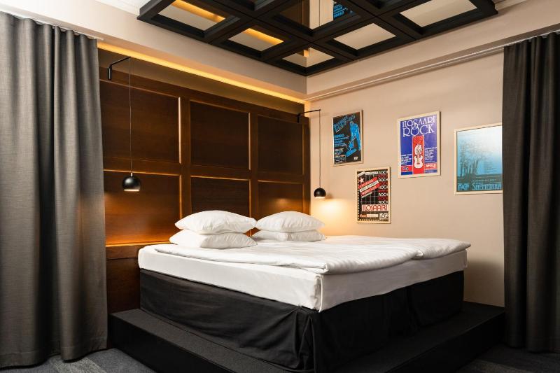 Superior Double Room image 1