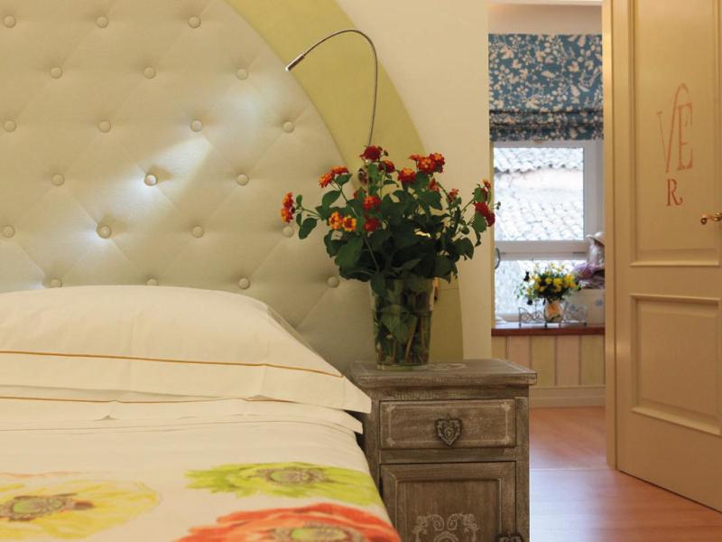 Triple Room image 2