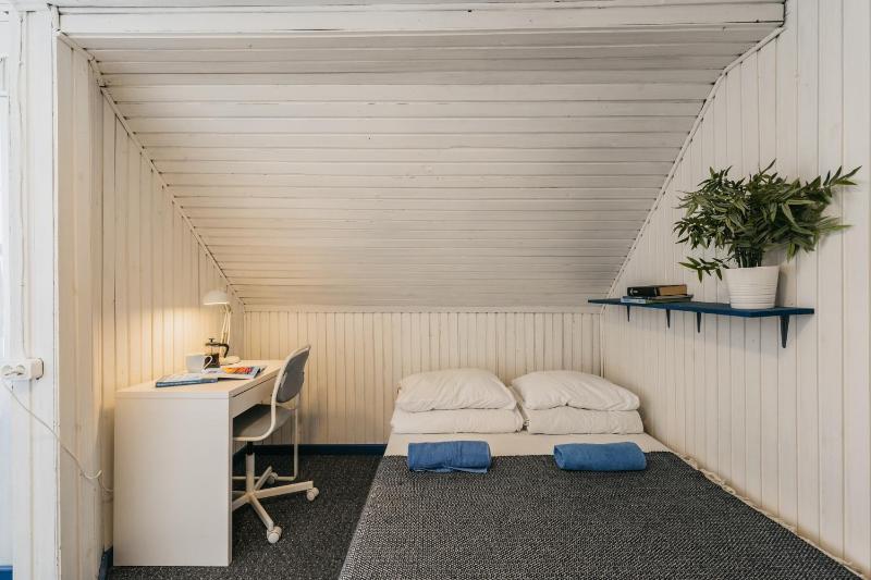 Double Room with Shared Bathroom image 1