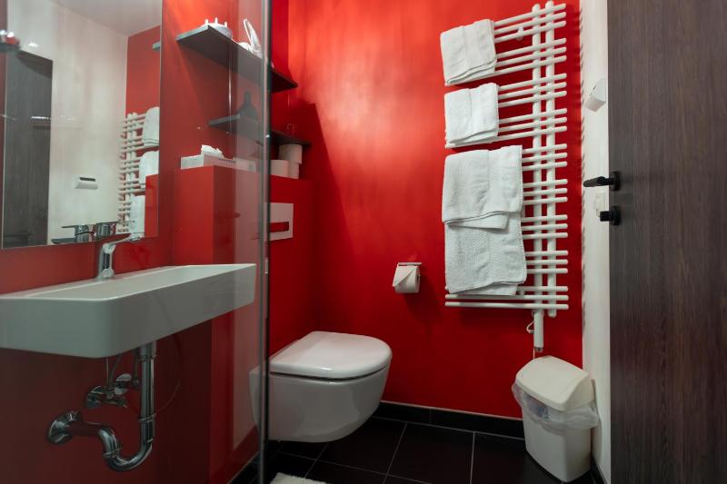 Standard Apartment image 3