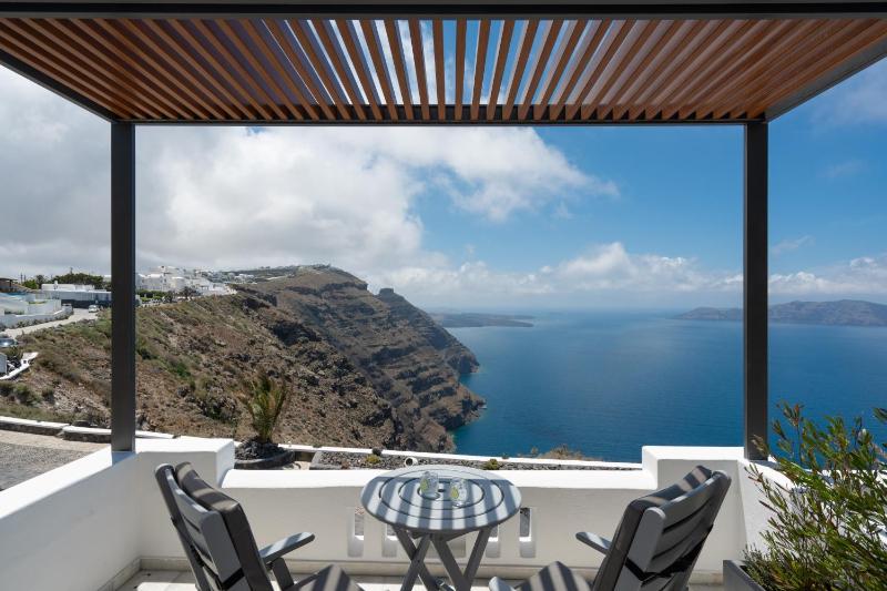 Double Room with Caldera View image 1