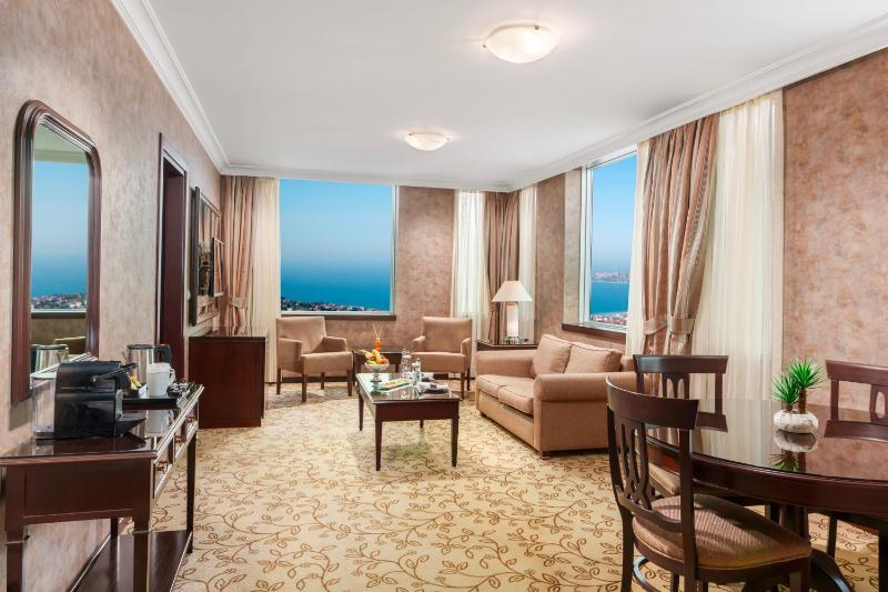 Executive King Suite image 1