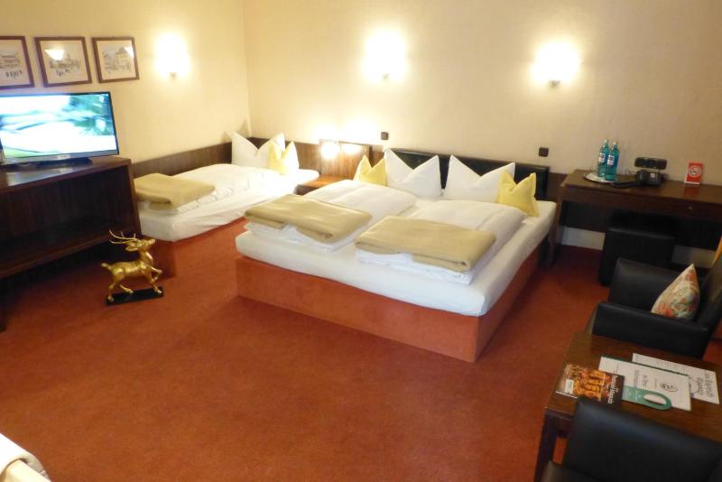 Triple Room image 2