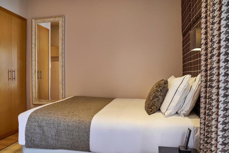 Comfort Single Room image 4