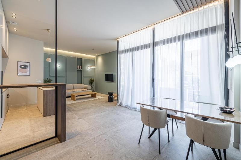 Apartment image 3