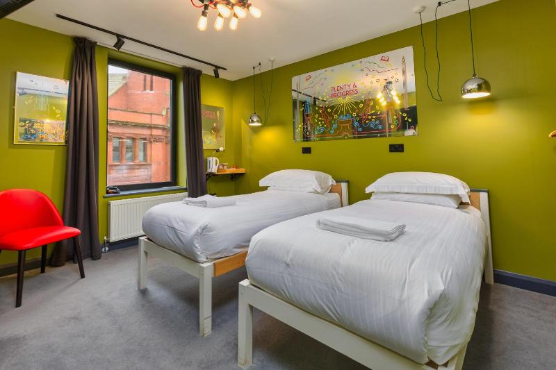 ART B&B - image 18