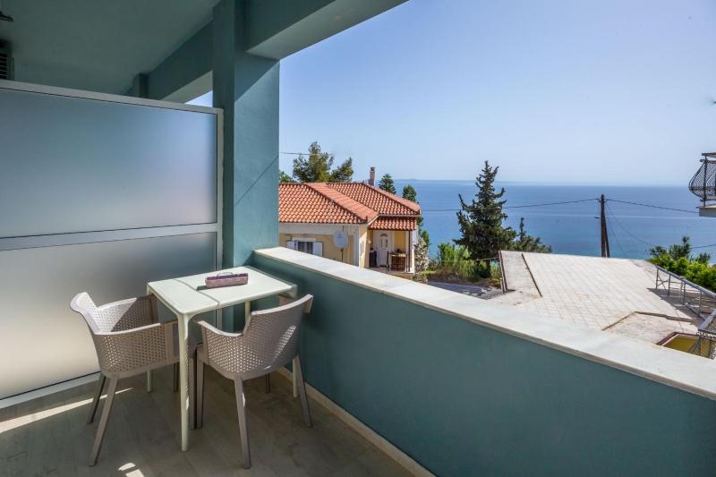 Studio with Sea View image 4