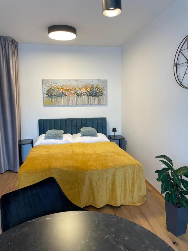 H52 Apartments - image 6